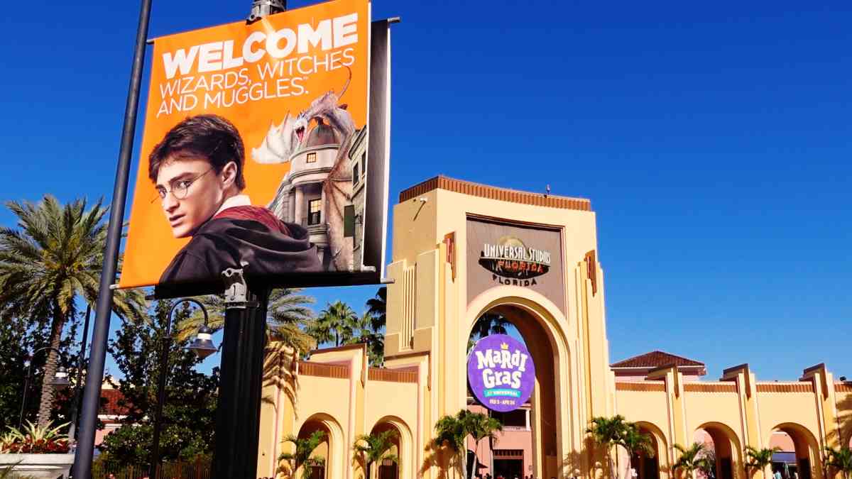 Universal Studios Florida Archway