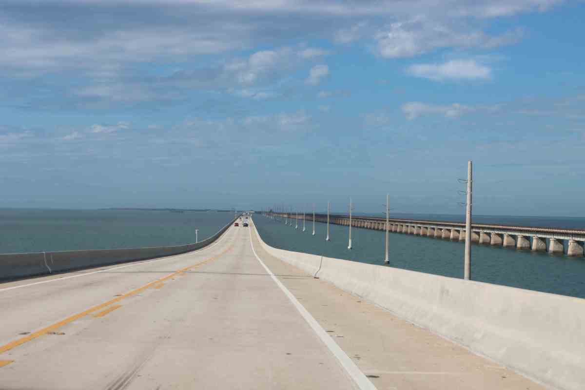 Fahrt über die berühmte Brücke in den Keys