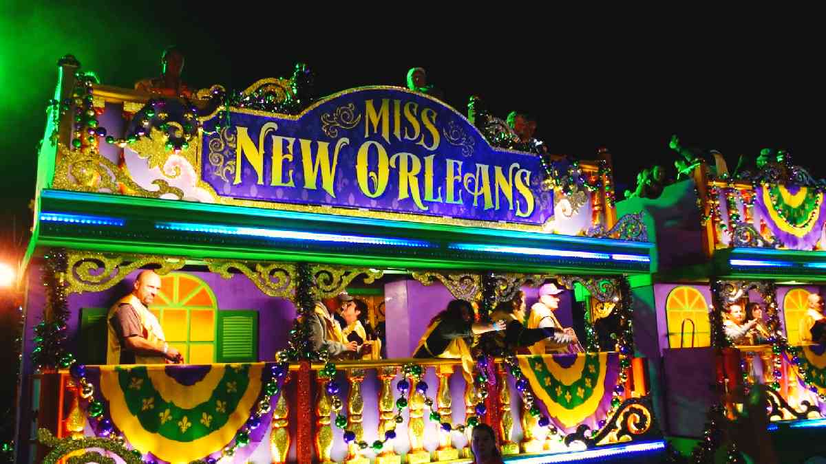 Mardi Gras Parade Universal Studios Orlando
